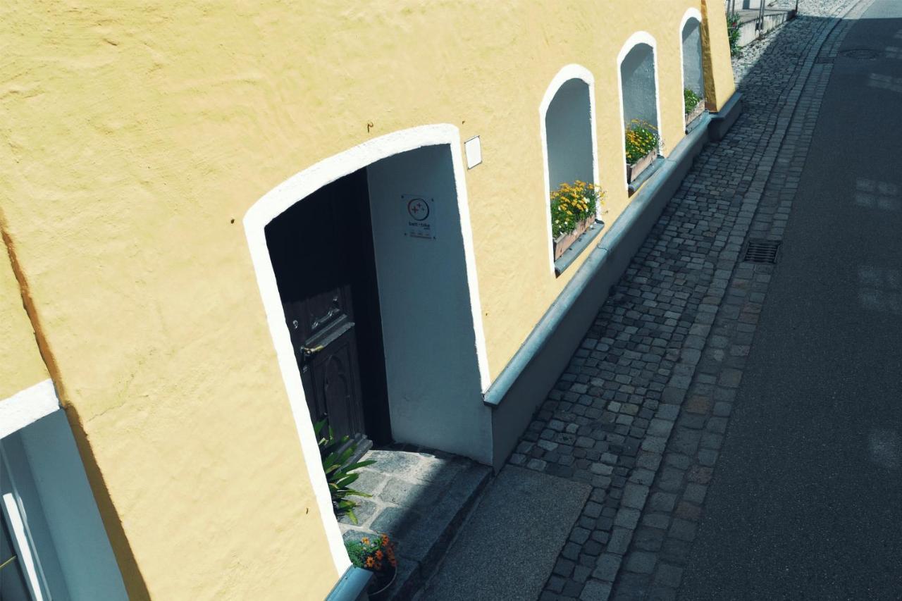 Stilvolle Wohnung Auf 50 M² Mit Parkplatz Und Wifi Kraiburg am Inn Екстер'єр фото